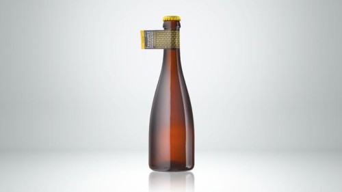 Pivo z vinice v elegantní lahvi