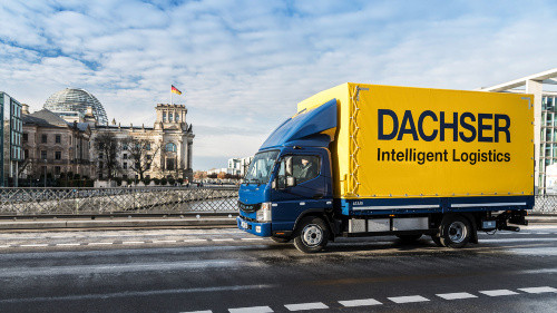 Do centra Berlína a Stuttgartu vyrazí nákladní auta na elektropohon